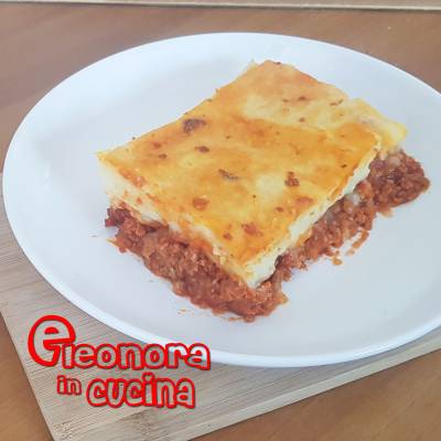 PASTICCIO DI RAGU' E PURE' ricetta golosissima di Eleonora in Cucine - Eventi Salento