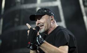 VASCO ROSSI ANNUNCIA "NON MI FERMO,ANDRO' IN TOUR ANCHE NEL 2019"