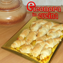 Cornetti salati ripieni - ricetta video - Eleonora in Cucina